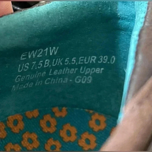 Aetrex Genuine Leather women’s Shoes Size 7.5 - Picture 9 of 9